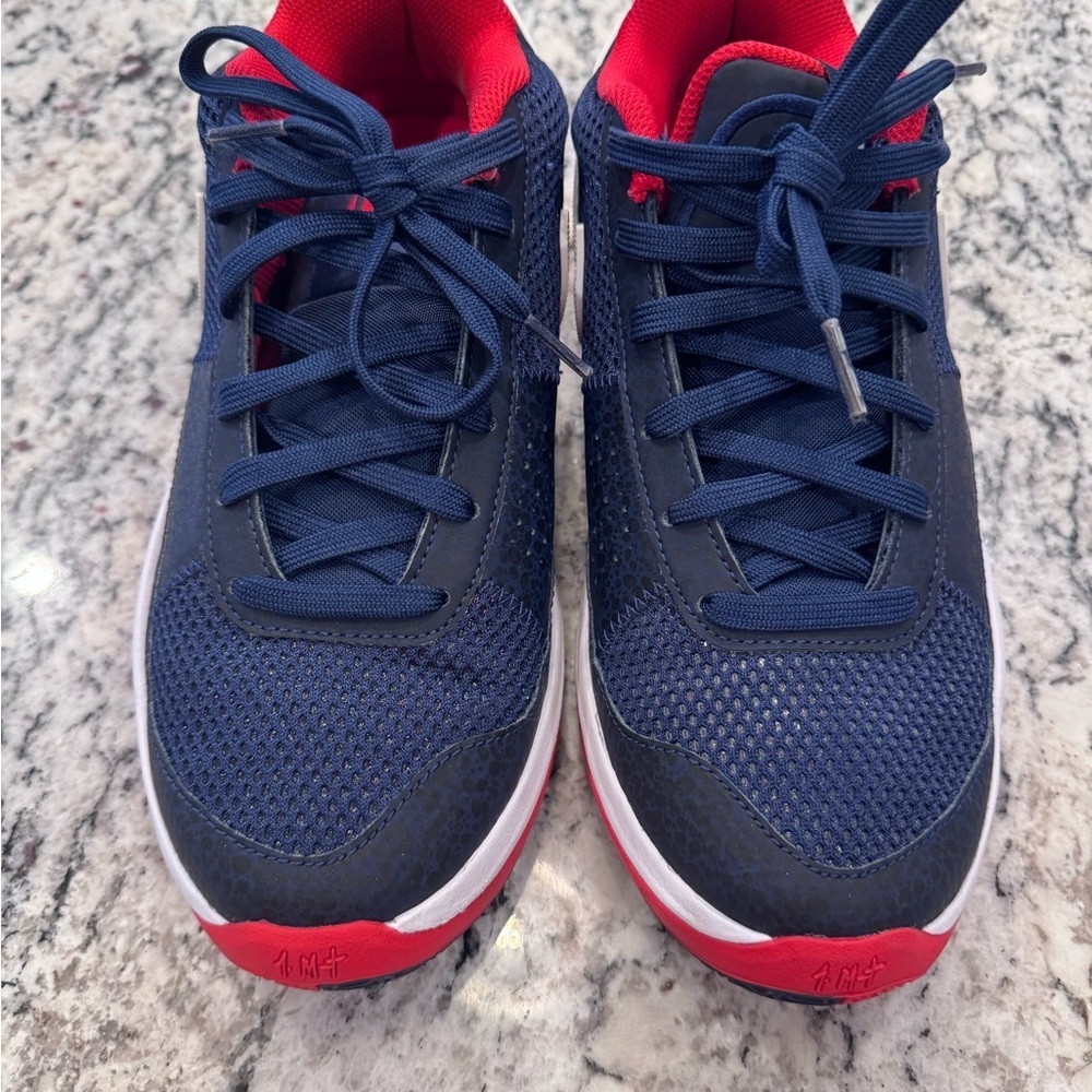 Nike Court Training Shoes Men’s 8 Navy Red | Air Cushion - Picture 4 of 8